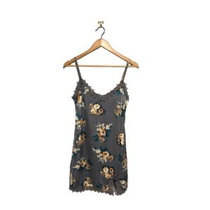New Honey Punch | Gray floral print side slit mini dress lace trim•